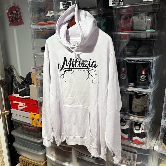 Sold - Picture 3 of 8